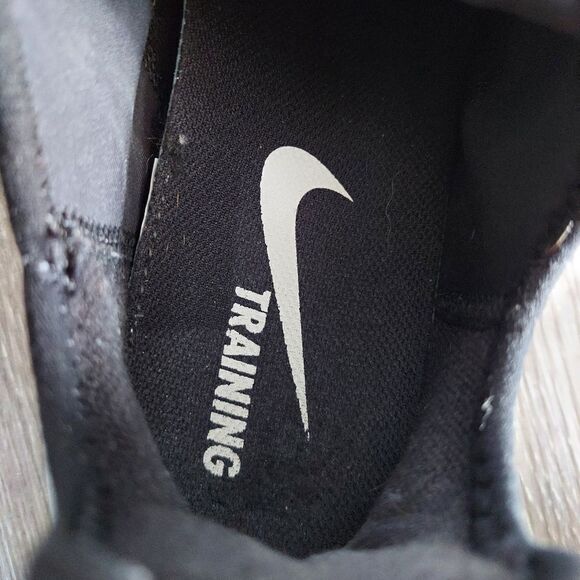 Nike Free TR 8 Training Shoes Black 942888-002 Lace Up Womens - Size 11 - Picture 10 of 11